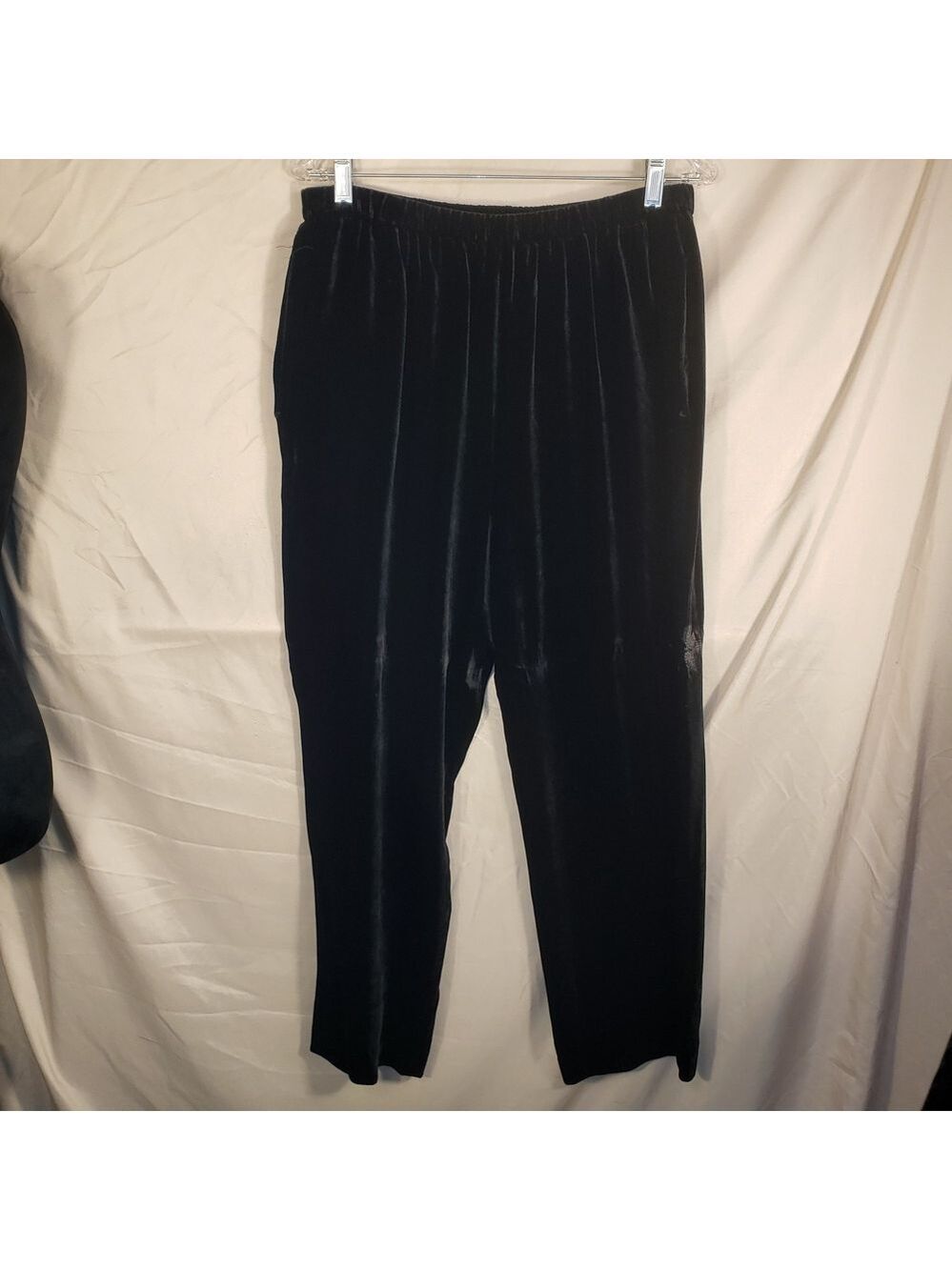 Worlds Apart Black Velvet Pants - M